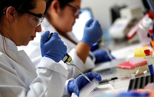 Британия начала массовое производство потенциальной вакцины против COVID-19