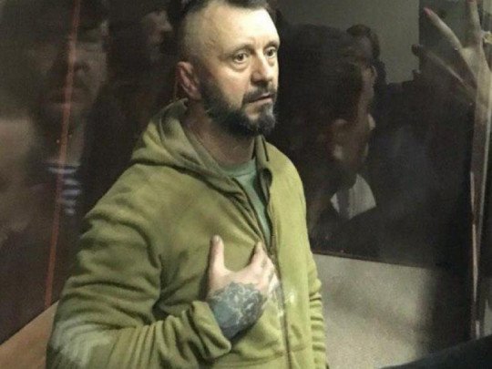 Изъяли электронику и патроны: стали известны детали обыска у адвоката Антоненко