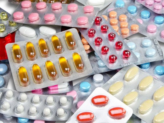 Как бороться с симптомами вирусных заболеваний: аптечка украинца на карантине