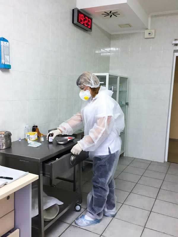Количество пациентов растет: стало известно о тревожной ситуации в Александровской больнице в Киеве