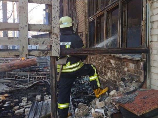 Огромный пожар на складе в Киеве: полиция выяснила неожиданную причину