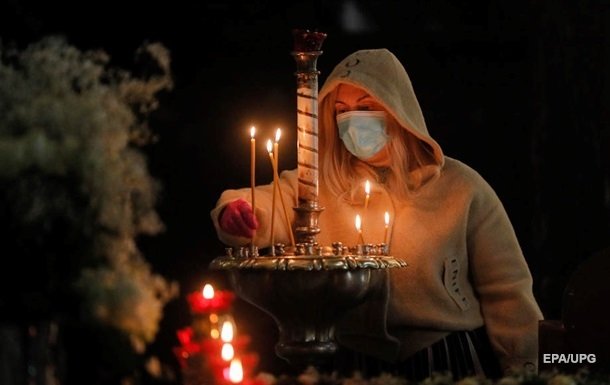Православные христиане празднуют Пасху