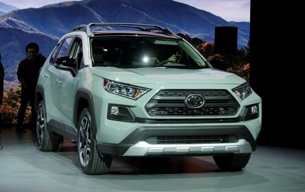 В Украине продажи новых авто выросли на 35%