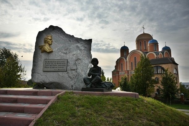 Vgorode продолжает проект “Жить в пригородах Киева”Реклама