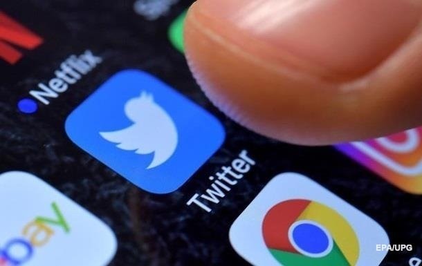 На Житомирщине учительница заплатит штраф за откровенное фото