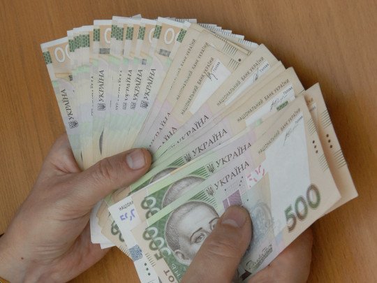 Из «ковидного» фонда «Укравтодору» уже слили 9 млрд, а на доплаты медперсоналу ноль, — блогер