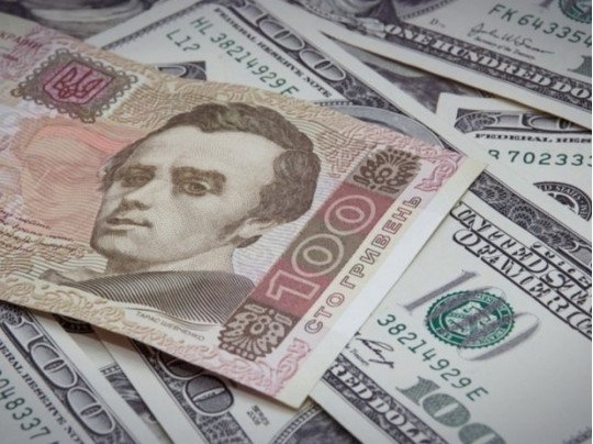 Власть перешла к ручному управлению курсами валют: аналитик спрогнозировал курс доллара
