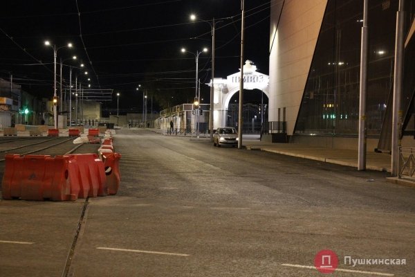 Возле одесского «Привоза» наконец-то открыли проезд по Екатерининской и Новощепному ряду