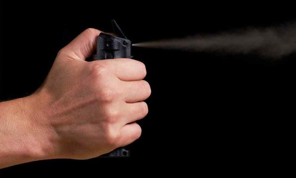 В Одессе школьник на уроке распылил в лицо учительнице перцовый баллончик: делом занимается полиция