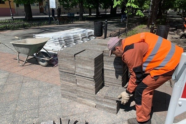 В Одессе начали ремонтировать Приморский бульвар: что там заменят 