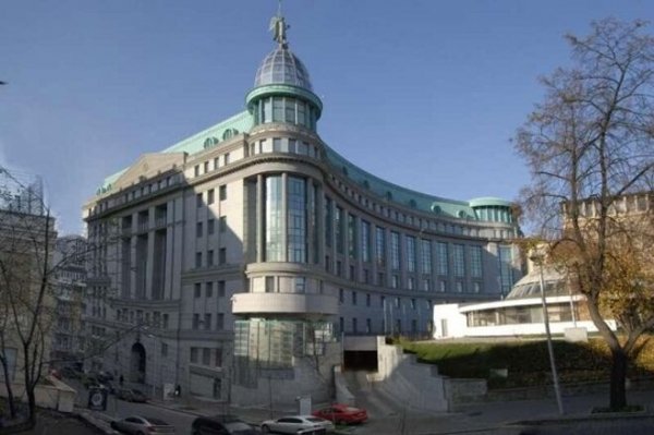 
                                                                        Фонд гарантирования вкладов не смог отсудить главный офис банка Аркада
                                                                                                                                                                                                                    
