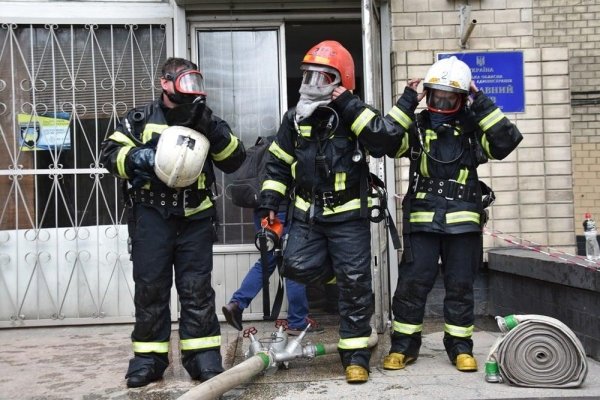 В здании госархива в Одессе произошел пожар. Фото