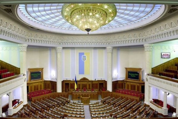 
                                                                        "Слуга народа" и "Оппозиционная платформа – За жизнь" лидируют на парламентских выборах, – опрос
                                                                                                                                                                                                                    
