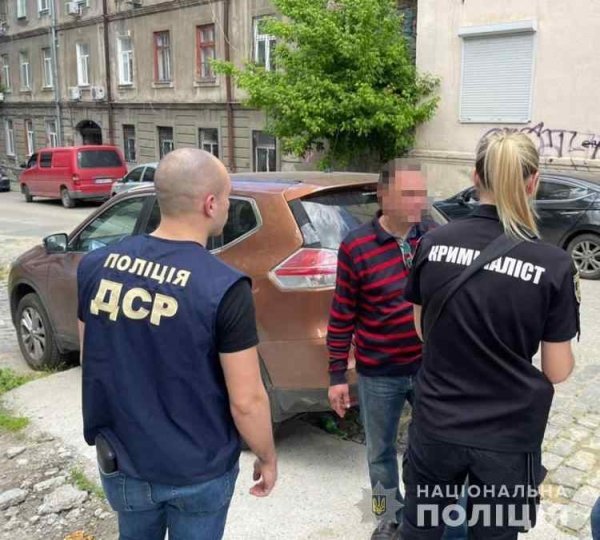 На взятке в 50 тысяч в Одессе задержали директора коммунального предприятия. Видео