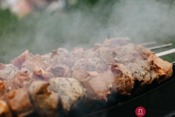 Море, шашлыки и карантин: как в Одессе празднуют Первомай. Фоторепортаж