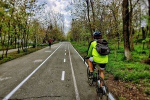 Хорошие новости: на Трассе Здоровья расширили и разделили велодорожку