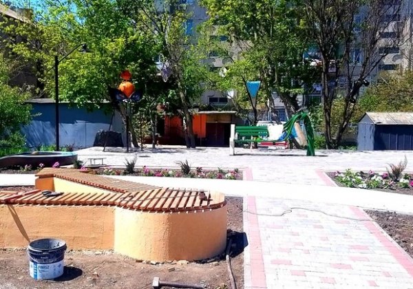 Поездка выходного дня: в Доброславе открыли уникальный сквер 
