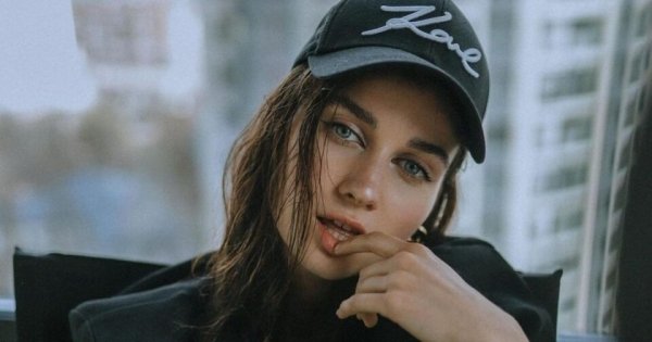 Бывало и лучше: Jerry Heil показала себя в бикини