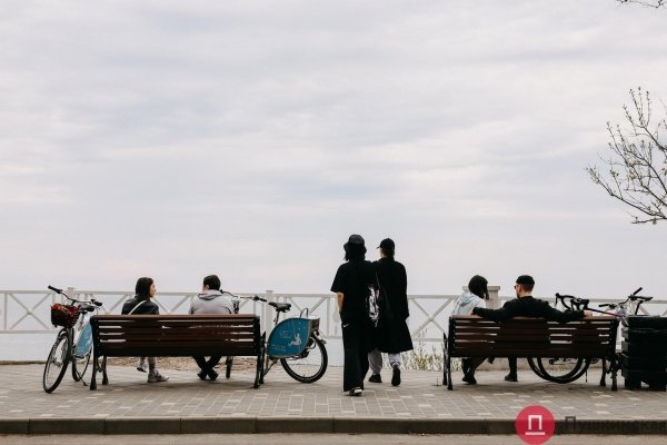 Море, шашлыки и карантин: как в Одессе празднуют Первомай. Фоторепортаж