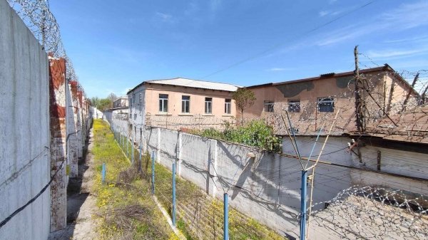 Закрытую после бунта одесскую колонию выставили на торги, стартовая цена — 223 миллиона. Фото
