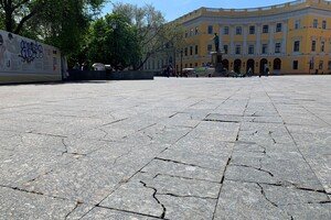 В Одессе начали ремонтировать Приморский бульвар: что там заменят 