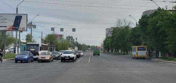 На перекрестке Небесной сотни и Глушко изменили схему движения: что нового. Фото