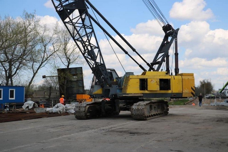 На Херсонщині за програмою Зеленського «Велике будівництво» відбудовують міст через Північно-Кримський канал