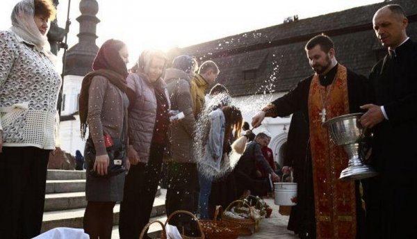 Пасха в условиях карантина: какие правила действуют в этом году
