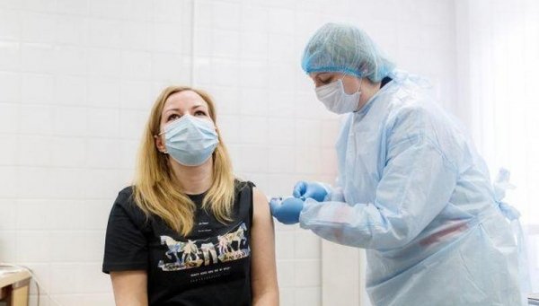 В Минобразования рассказали, как педагогов будут записывать на вакцинацию