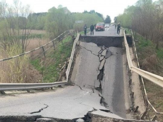 Зруйнований 61-річний міст через Західний Буг буде відновлено у стислі терміни — Укравтодор