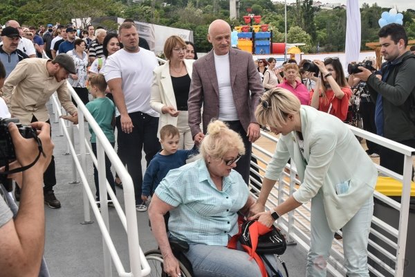 В Одессе открыли новый пляж для инвалидов 