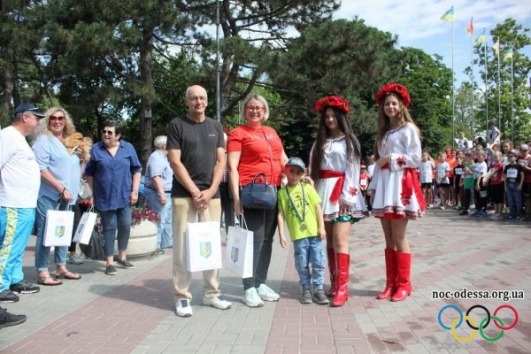 Более 500-т человек приняли участие в главном спортивном празднике в Одесской области
