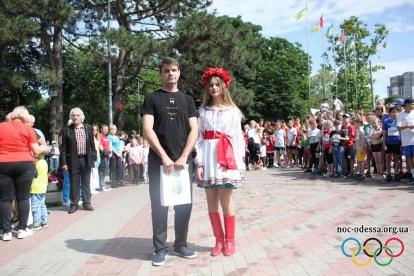 Более 500-т человек приняли участие в главном спортивном празднике в Одесской области
