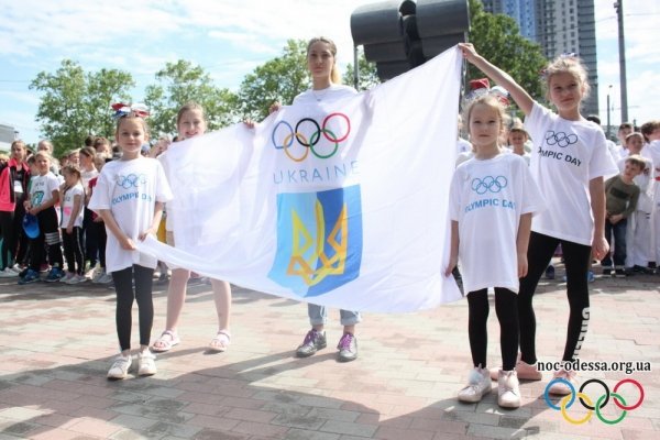Более 500-т человек приняли участие в главном спортивном празднике в Одесской области
