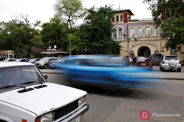 Возле одесской больницы хотят сделать парковку за 3,5 миллиона. Фото