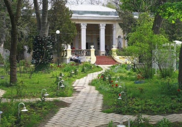Особняк 19-го века: здание одесского ресторана "Дача" хотят вернуть государству 