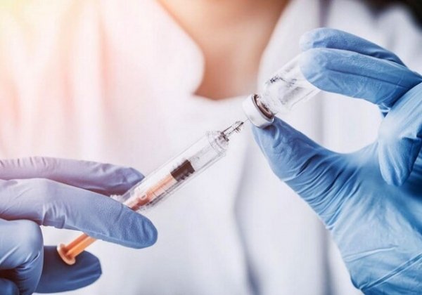 В Украину доставят новые партии вакцины Pfizer и не только