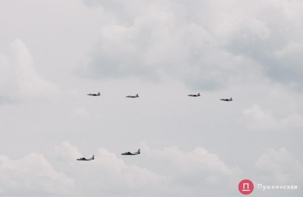 Полный порт «смертельной красоты», Зеленский и самолёты: как на Одесском морвокзале день ВМС отмечали