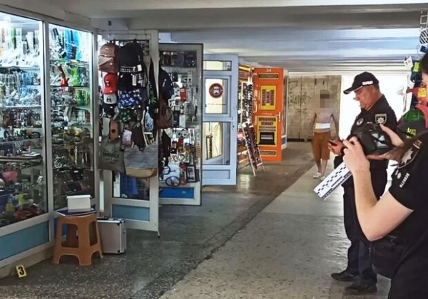 Нож в спину: в одесском переходе кавказец напал на прохожего 