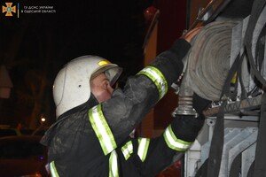В Одессе горели ресторан и жилая квартира: спасли десятки людей