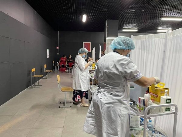 В Одессе за один день прививку от COVID-19 получили больше 6 тысяч человек: это рекорд