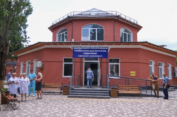 Больница на Слободке стала больше на два этажа — ремонтники откопали там подвал 