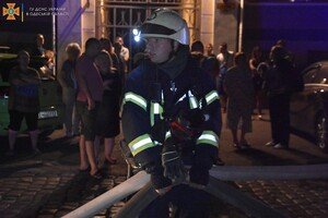 В Одессе горели ресторан и жилая квартира: спасли десятки людей