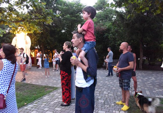 Французская весна наступила в Одессе в середине лета