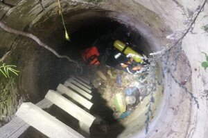 Трагический случай: под Одессой из колодца с мусором достали тело отца и ребенка