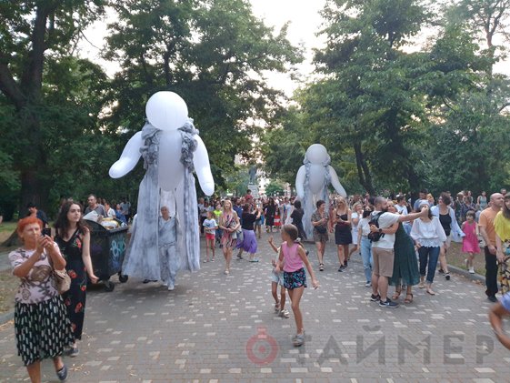 Французская весна наступила в Одессе в середине лета