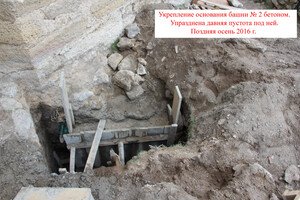 Гуляют туристы: башня Аккерманской крепости может рухнуть в любой момент