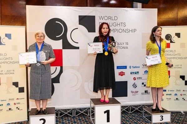 Шашки. Одесситка завоевала медаль чемпионата мира по международным шашкам