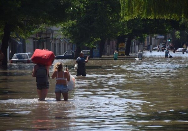 Ливень затопил дома одесситов: больше всего досталось Пересыпи 