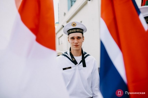 Полный порт «смертельной красоты», Зеленский и самолёты: как на Одесском морвокзале день ВМС отмечали
